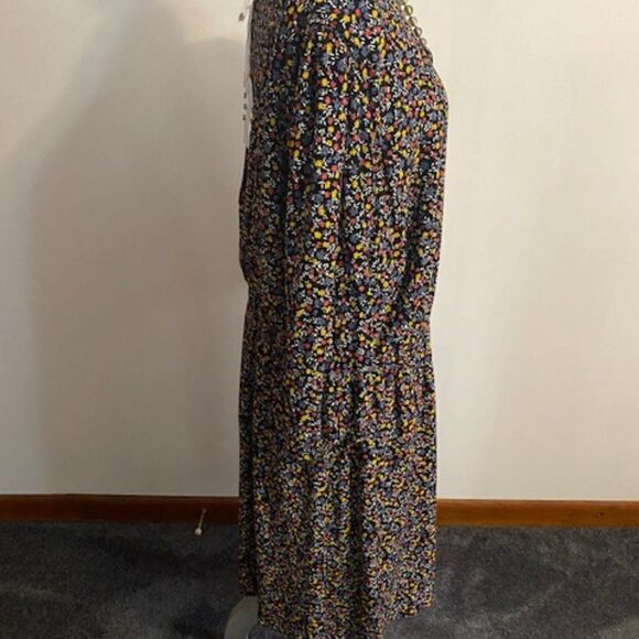 Market & Spruce Black Floral V-neck 3/4 sleeves Midi dress, size 3X - Picture 4 of 5